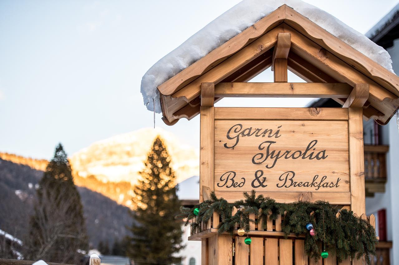 Garni Tyrolia Hotell Campitello di Fassa Eksteriør bilde